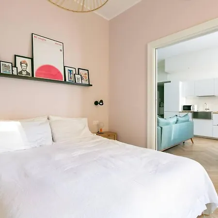 Apartament Charming Courtyard House In The Heart Of *