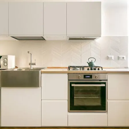 Charming Courtyard House In The Heart Of Apartament *